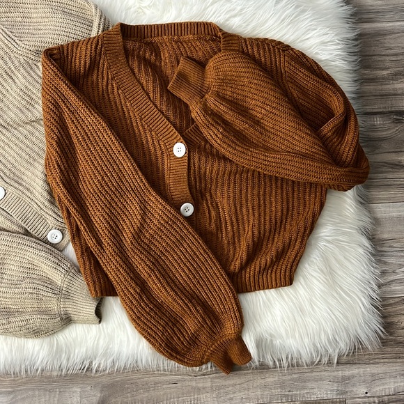 SHEIN Fall Cropped Sweaters Bundle - Picture 4 of 5